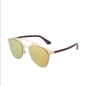 Metal aviator sunglasses